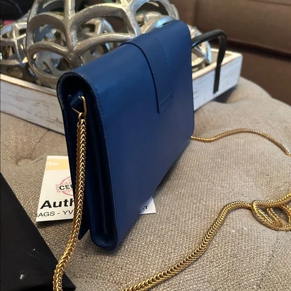 Yves Saint Laurent Y-Linge Clutch/Crossbody Gold Chain bag - Picture 4 of 11